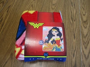 Wonder Woman Silky Soft & Warm Throw Blanket 40”x50” Truth Love Strength NEW - Picture 1 of 7