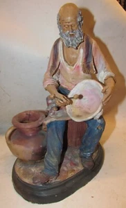 Caltagirone Statue Vasenreparator 80er Jahre signiert, Höhe 31 cm - Bild 1 von 20