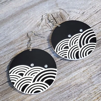 Vintage Y2K White Black Lucite Austrian Crystal Abstract Big Waves Earrings - Image 1 of 4