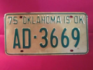 LICENSE PLATE Car Tag 1975 OKLAHOMA AD 3669 Adair County [G3 - Imagen 1 de 1