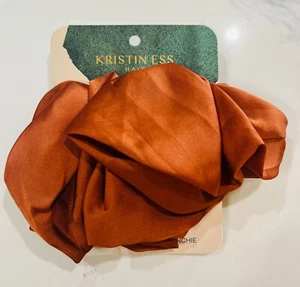 KRISTIN ESS Oversized Haar Scrunchie - Rost (Burnt Orange) Neu mit Etikett - Bild 1 von 2