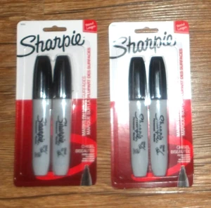 Sharpie Two Packs Of 2 Each Fat Permanent Markers - Picture 1 of 1
