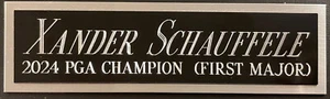 XANDER SCHAUFFELE 2024 PGA CHAMPION PLACA DE IDENTIFICACIÓN AUTOGRAFIADA PALO DE GOLF-FOTO-BANDERA - Imagen 1 de 2