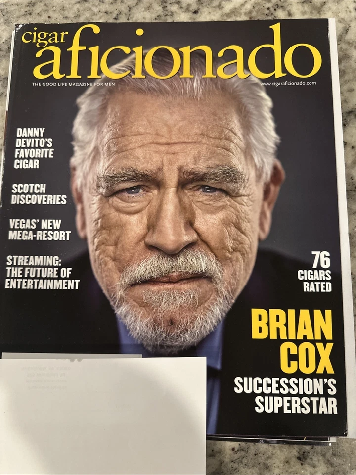 Cigar Aficionado Magazine (Nov/Dec 2021) Brian Cox - Succession - Изображение 1 из 1