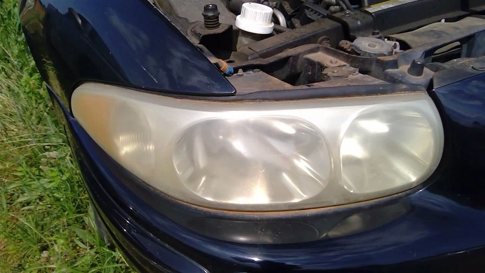 Passenger Headlight Custom Without Fluted Lines On Lens Fits 00 LESABRE 240063 - Image 1 of 4