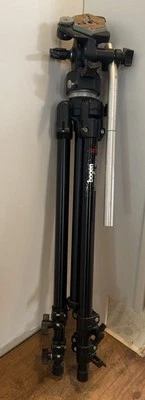 Bogen 3211 Professional Tripod W/ 3063 Head - Image 1 of 4