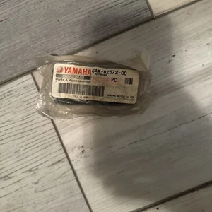 6aw-82572-00 Yamaha Grommet - Bild 1 von 1