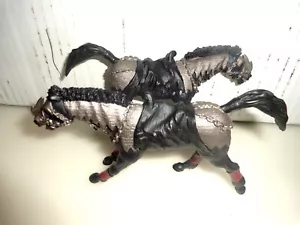 2002 Papo Fantasy World Series of Knights 2 Horse Figure Figurines - Picture 1 of 2