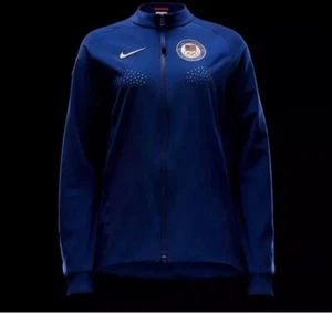 Nike Giacca da podio olimpico USA da donna Paris 2024 Team Issued taglia XS (DZ3572-492 - Foto 1 di 8