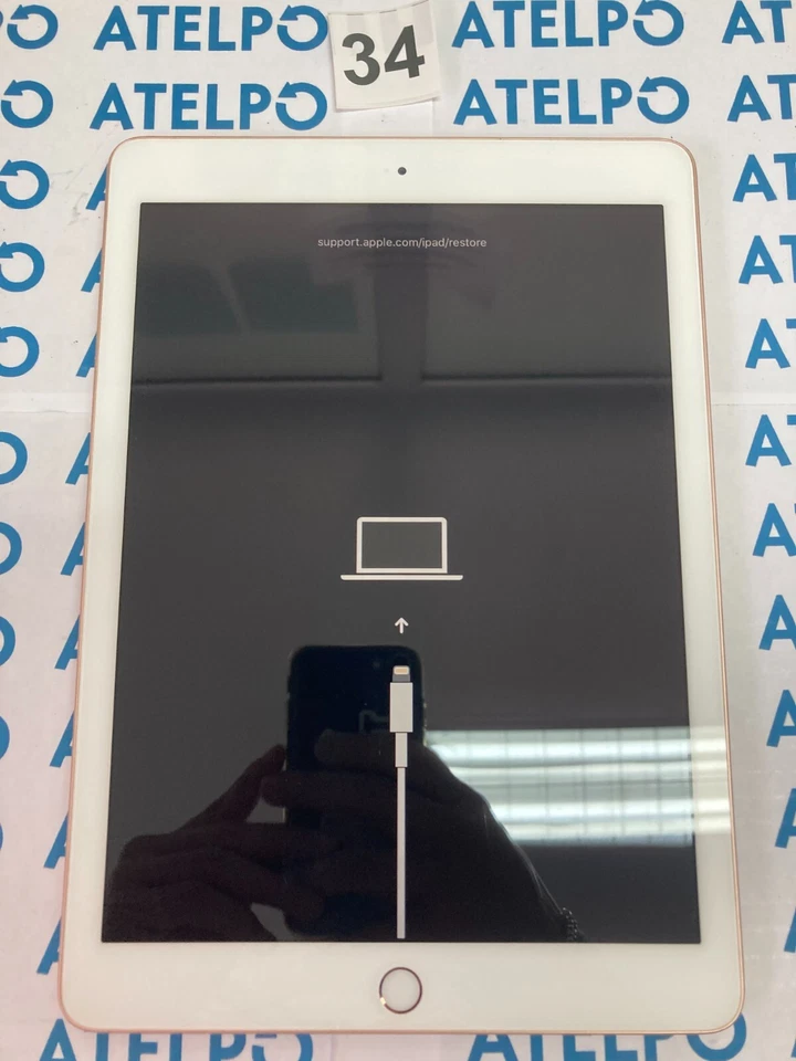 Apple iPad (6.ª generación) 32GB Oro (A1893) PARA PIEZAS - Imagen 1 de 2