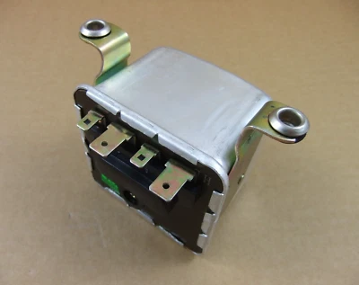 2. WAHL: Regler Lichtmaschine passend für David Brown 770 850 880 990 996 1210 - Bild 1 von 4