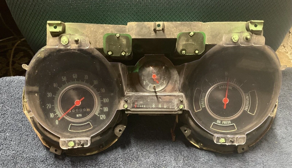 Cuadro de instrumentos velocímetro súper deportivo Chevelle El Camino SS 69 Foto 1 de 4
