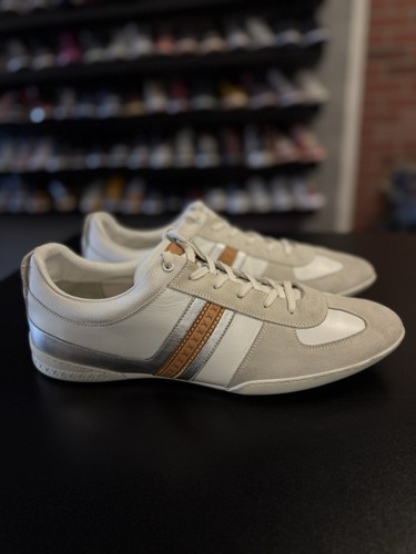 LOUIS VUITTON（LV） Taglia 9 5LV 10US Sneakers basse eleganti bianche Louis Vuitton vintage