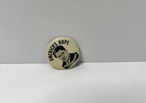 Wendell Willkie Presidential Reproduction 1972 button Pin Vintage - Picture 1 of 3