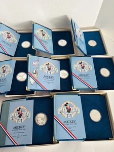 DISNEY RARITÄTEN MINT MICKEY 60 JAHRE MIT DIR 8 ONE OUNCE SILBERMÜNZENSATZ - Bild 1 von 21