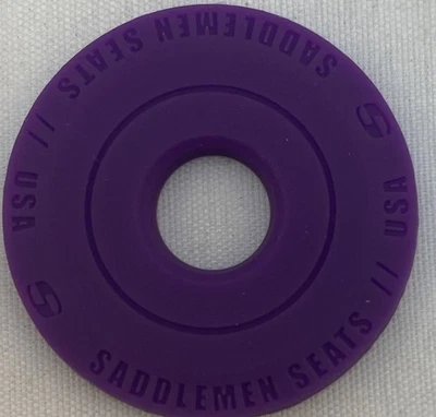Asiento de motocicleta Saddlemen simple púrpura para guardabarros lavadora para Harley Davidson Foto 1 de 4