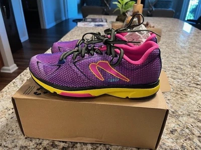 Nuevo en caja Zapato Newton Running Distance 12 para mujer, talla 7,5 Foto 1 de 4
