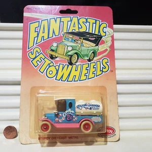 LLEDO HARTOY Fantastic Set 'O' Wheels LIQUID BUBBLES Model T Ford Nu in BubblPak - Picture 1 of 5