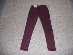 NWT SO Pull On Jegging Pants size small cranberry - Picture 1 of 4