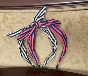 2 Claire's Girls Striped knotted bow headband Back To School - Picture 1 of 4