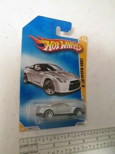 Toys Hot Wheels 2009 Nissan GT-R Twin Turbo V-6 in Silver Imported Mattel Canada - Picture 1 of 10