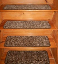 21  Step  9" x 30"  + 1  Landing  30" x 30"   Stair Treads 100% Wool  Carpet 