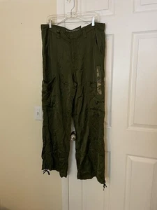 Neu mit Etikett American Eagle hoch geschnittene Baggy Cargo Jogginghose Stretch grün Größe 14 lang - Bild 1 von 12