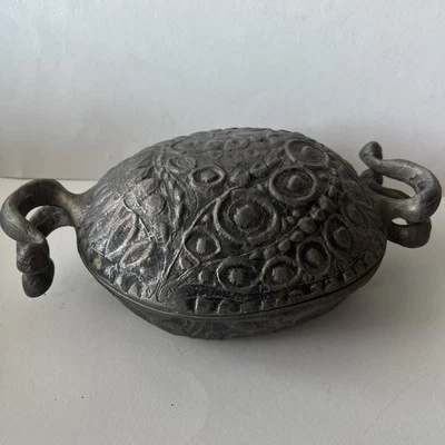 Don Drumm Cast Aluminum Covered Casserole Dish MCM 2 3/4 Qt. - Image 1 of 4