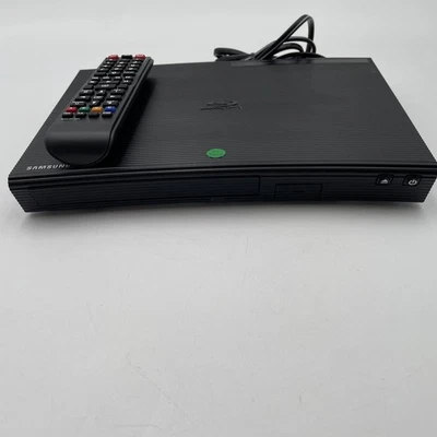 Reproductor de Blu-ray y DVD Samsung BD-J5700 transmisión Wi-Fi con HDMI funcionando con control remoto Foto 1 de 4