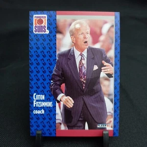 Tarjeta de baloncesto Fleer Phoenix Suns 1991-92 #159 Cotton Fitzsimmons Coach (1B24) - Imagen 1 de 3