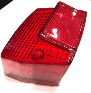 Lente de luz trasera Honda C90 Cub 85-86 - Imagen 1 de 7