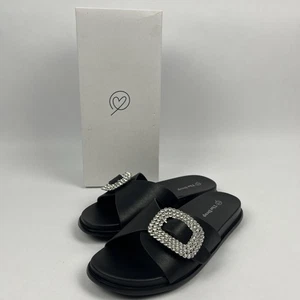 The Drop Agnes Black Flat Buckle Sandal, Size US 6 *NEW* - Picture 1 of 6
