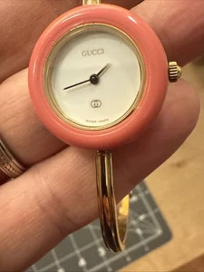 Vintage Gucci 1100-L Change Bezel Quartz Women’s Watch White Dial Pink Bezel - Picture 1 of 17