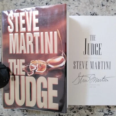 Steve Martini SIGNED 1995 The Judge 1st Ed HC/DJ Mystery Legal Thriller - Imagem 1 de 4
