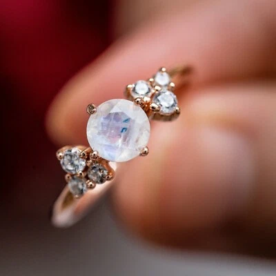 Anillo con racimo de piedra lunar de compromiso/promesa/boda/propuesta de oro rosa EE. UU. 6 7 8 Foto 1 de 4