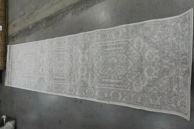 Alfombra manchada marfil/plata 2'-6" x 10', precio reducido 1172617087 ADR108B-210 Foto 1 de 4