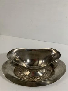 Towle E P 6609 Gravy Boat with Attached Underplate Silverplate - Picture 1 of 6