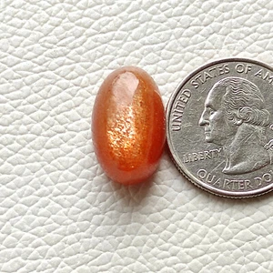 Piedra solar de fuego dorado natural cabujón piedra solar piedra preciosa suelta para joyería C3578 - Imagen 1 de 4