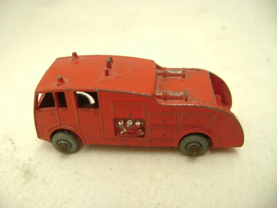 VINTAGE BENBROS DIECAST VEHICLE FIRE TRUCK PUMPER - Image 1 of 4