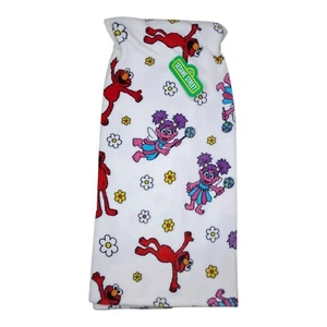 Sesame Street Decorative Throw Blanket 60" X 70" 70% Recycled Polyester Soft - Picture 1 of 9