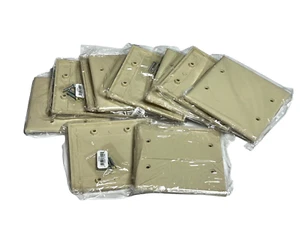 (10) Eaton Ivory STANDARD 2-Gang Blank Box Cover Thermoset Wallplate 2137V-BOX - Picture 1 of 3