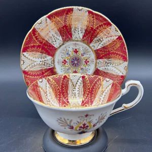 Vintage Paragon Bone China Red Gold Floral Panel Tea Cup & Saucer Set England - Picture 1 of 7
