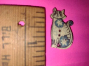 NEW 25 Beautiful Wooden Cat Kitty Buttons 2 Hole Flat Craft Sewing 30x18mm - Picture 1 of 6