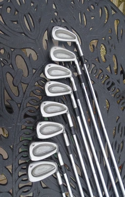 8 CLEVELAND TOUR ACTION TA3, 3-PW STEEL DYNAMIC GOLD S300 STIFF FLEX - Image 1 of 4