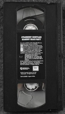 Strawberry Shortcake: Seaberry Beach Party (VHS, Tape Only, Childrens Animation) - Image 1 of 4
