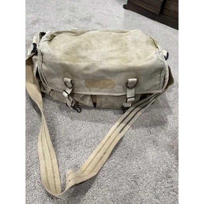 Сумка для фотоаппарата Domke наплечная сумка-мессенджер сделано в США бежевая для фотожурналистов - Изображение 1 из 4