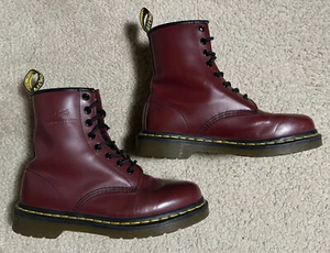 DR. MARTENS boots WOMEN'S (Size 6) RED SMOOTH LEATHER LACE UP BOOTS - Picture 1 of 18
