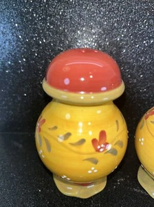 2003 Demdaco Bienvenue Golden Floral Salt & Pepper Shaker Set  - Picture 1 of 8