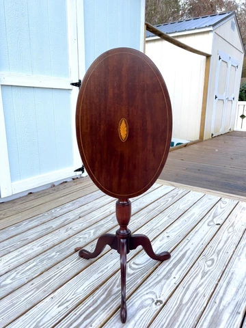 Early 20th Century Mahogany Oval Tilt Top Table with Shell Inlay Pedestal Base Cover