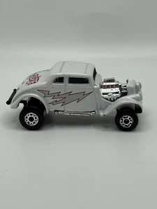 VINTAGE 1997 MATCHBOX STAR CAR GREASED LIGHTNING HOT ROD 33 WILLYS STREET CAR - Picture 1 of 7